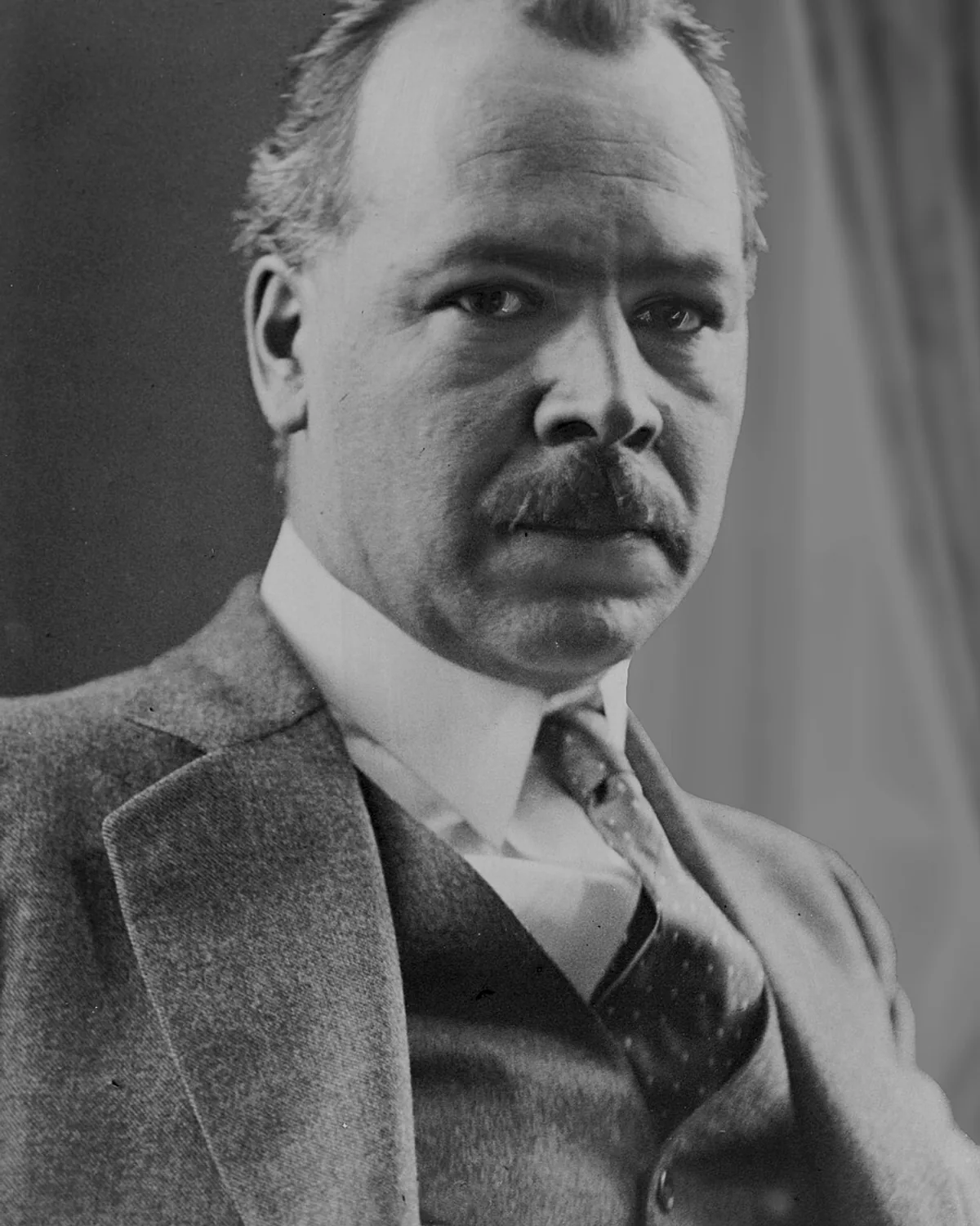 A press portrait of botanist Nikolai Vavilov